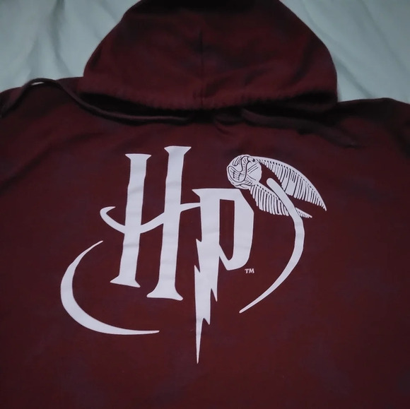 Harry Potter Cropped Maroon Tie-Dye Hoodie, Oversized Boxy Fit, Sz Medium, EUC! - Picture 5 of 7